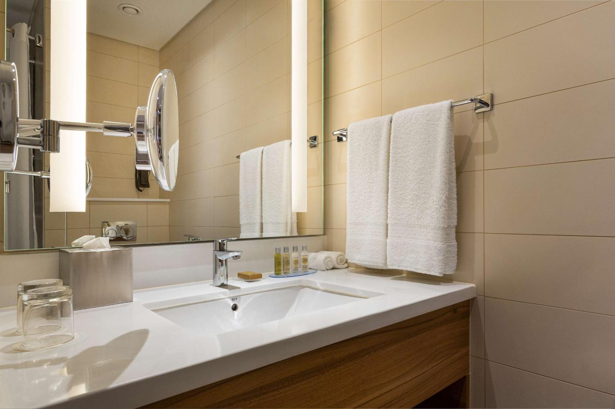 Hilton Garden Inn Riyadh Financial District エクステリア 写真